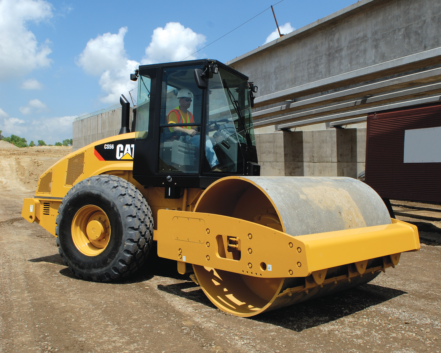 Easy Equipment Rental LLC, Dubai Heavy Equipment (Machinery) Rental